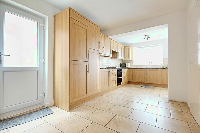 3 Bedroom Semi-Detached House To Rent In Avondale Crescent, Enfield, EN3