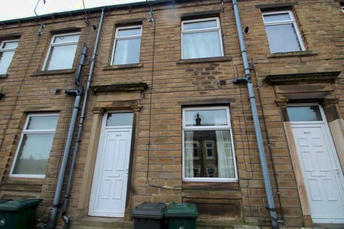 1 Bedroom Terraced House To Rent In Manchester Road, Linthwaite, Huddersfield, West Yorkshire, HD7