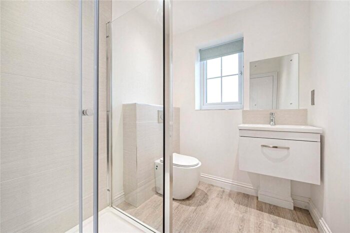 2 Bedroom Bungalow For Sale In Orchard Way, Bramley, Tadley, Hampshire, RG26