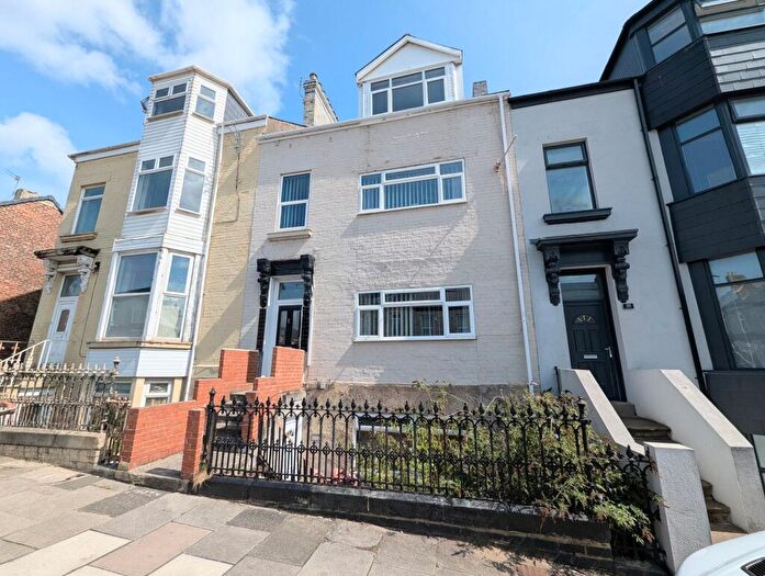 6 Bedroom Terraced House For Sale In Baring Street, South Shields, NE33