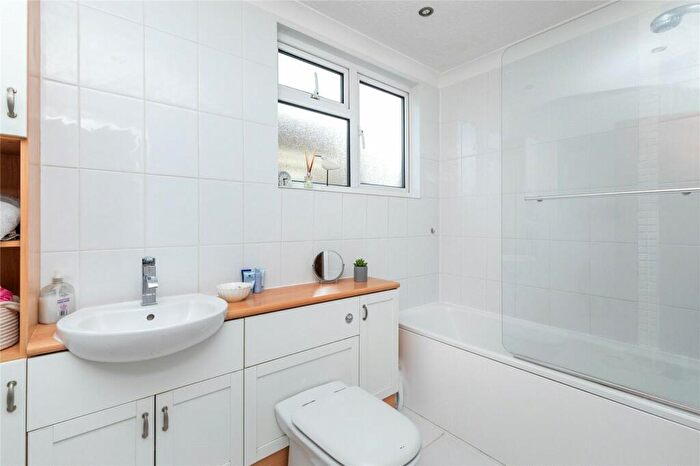 3 Bedroom Detached House For Sale In Willowhayne Avenue, East Preston, Littlehampton, West Sussex, BN16