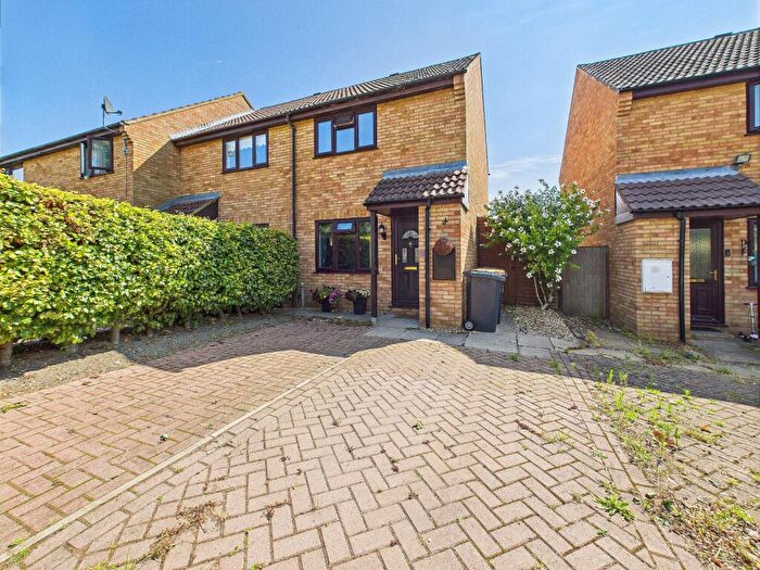3 Bedroom End Of Terrace House For Sale In Rookery Road, Wyboston, Bedford, MK44