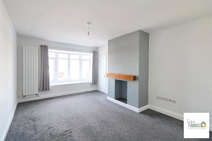 2 Bedroom Detached Bungalow For Sale In Merrion Drive, Bradeley, Stoke-On-Trent, ST6