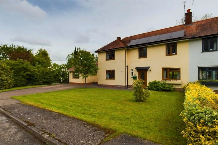 4 Bedroom Semi-Detached House For Sale In Deepcut Road, Draycott-in-the-Clay, DE6