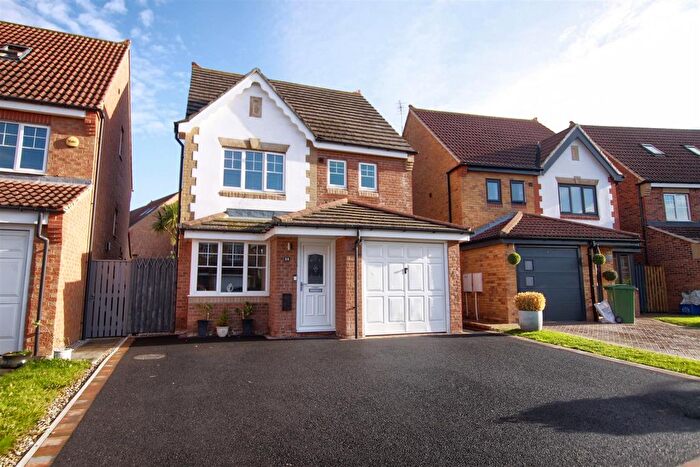 5 Bedroom Detached House For Sale In Bamburgh Court, Ingleby Barwick, TS17
