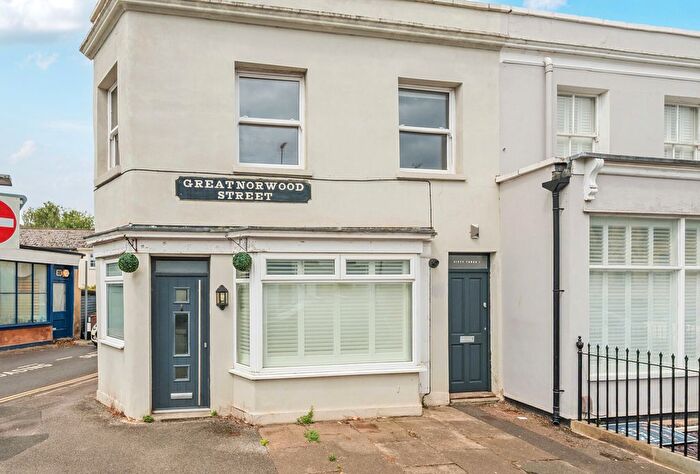 2 Bedroom Flat For Sale In Great Norwood Street, Cheltenham, Gloucestershire, GL50