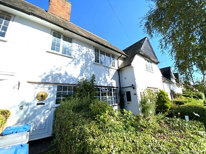 2 Bedroom Maisonette To Rent In Roe Lane, London, Greater London, NW9