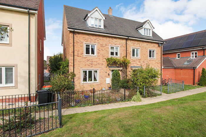 4 Bedroom Semi-Detached House For Sale In Chamberlain Way, New Cardington, MK42