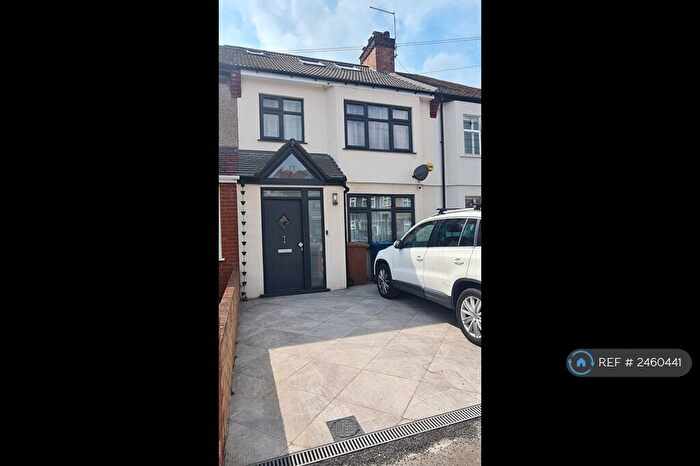 4 Bedroom Terraced House To Rent In Walton Road, Harrow, HA1