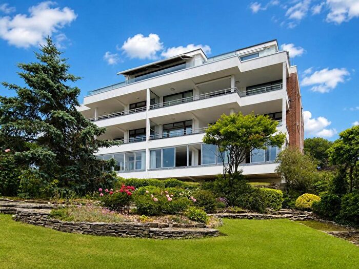 4 Bedroom Apartment To Rent In Chaddesley Glen, Poole, BH13