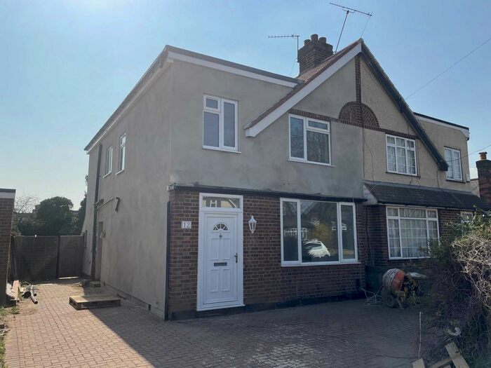 4 Bedroom Semi-Detached House To Rent In Clammas Way, Cowley, UB8