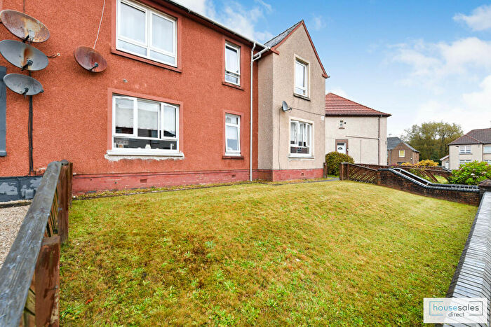 3 Bedroom Apartment For Sale In Scott Road, Irvine, KA12