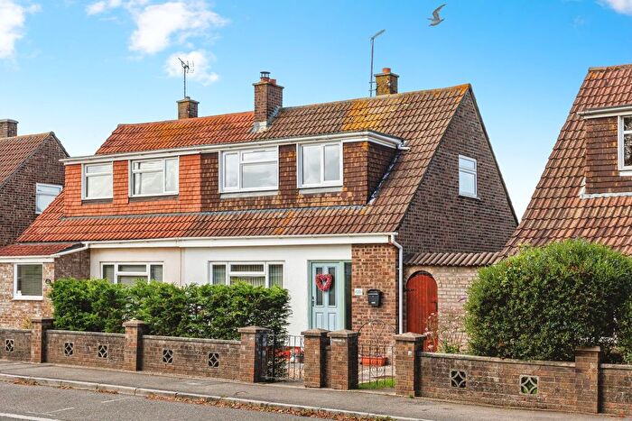 3 Bedroom Detached House For Sale In Mead Vale, Weston-Super-Mare, Somerset, BS22