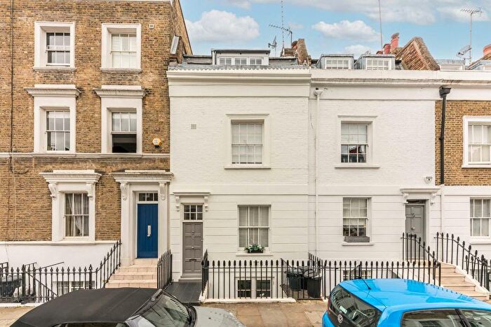 3 Bedroom Property To Rent In First Street, Chelsea, SW3