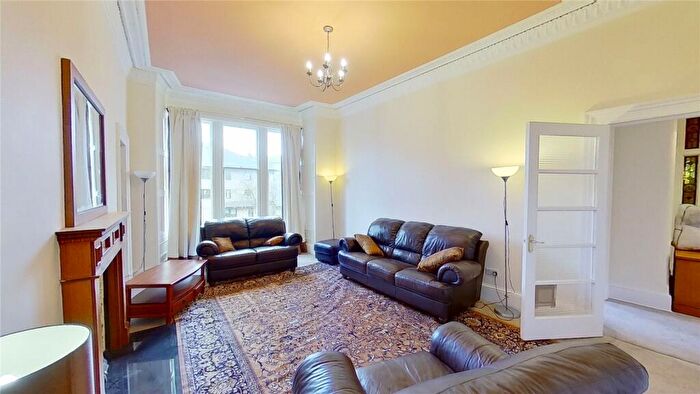 3 Bedroom Flat To Rent In Eyre Crescent, Edinburgh, EH3