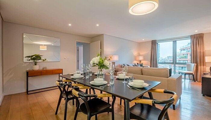 3 Bedroom Flat To Rent In Merchant Square East, London, W2