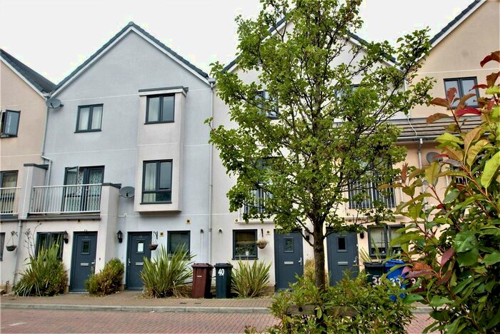 4 Bedroom Property To Rent In Draper Close, Grays, RM20