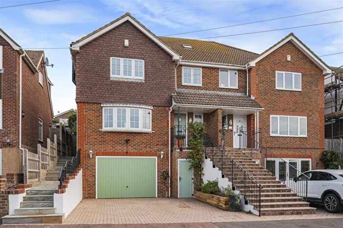 4 Bedroom Semi-Detached House For Sale In Beresford Road, Newhaven, BN9