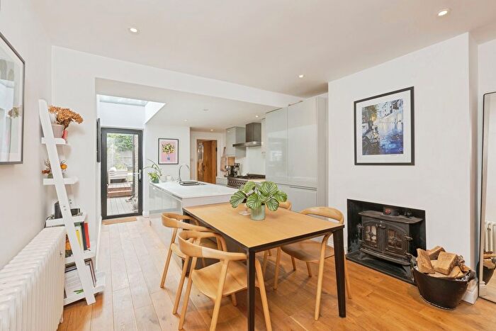 3 Bedroom Terraced House For Sale In Frant Road, Tunbridge Wells, Kent, TN2