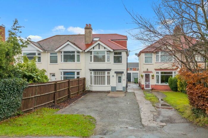 3 Bedroom Semi-Detached House For Sale In Leamington Road, Ryton On Dunsmore, Coventry, CV8