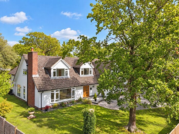 4 Bedroom Detached House For Sale In Barrs Avenue, New Milton, BH25