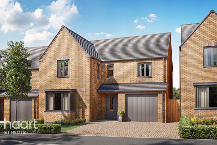 4 Bedroom Detached House For Sale In Nuffield Road, St.Neots, PE19