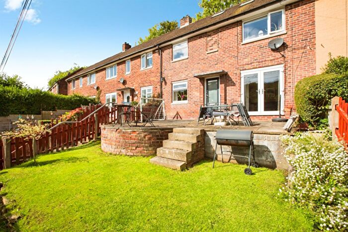 3 Bedroom Terraced House For Sale In Grove Crescent, Luddendenfoot, Halifax, HX2