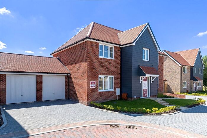 4 Bedroom Detached House For Sale In Bartlow Road, Linton, Cambridge, CB21