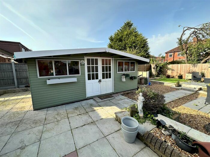 4 Bedroom Semi-Detached Bungalow For Sale In Bettison Avenue, Leigh, WN7