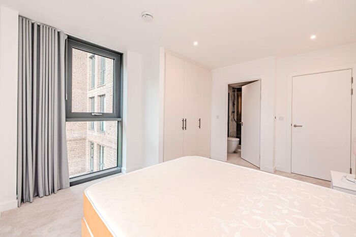 2 Bedroom House To Rent In Not Found, London, N4