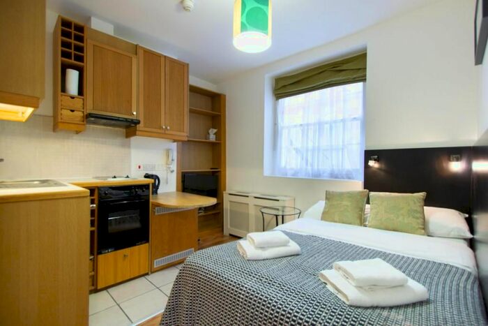 Studio To Rent In North Gower Street, Euston, London, NW1