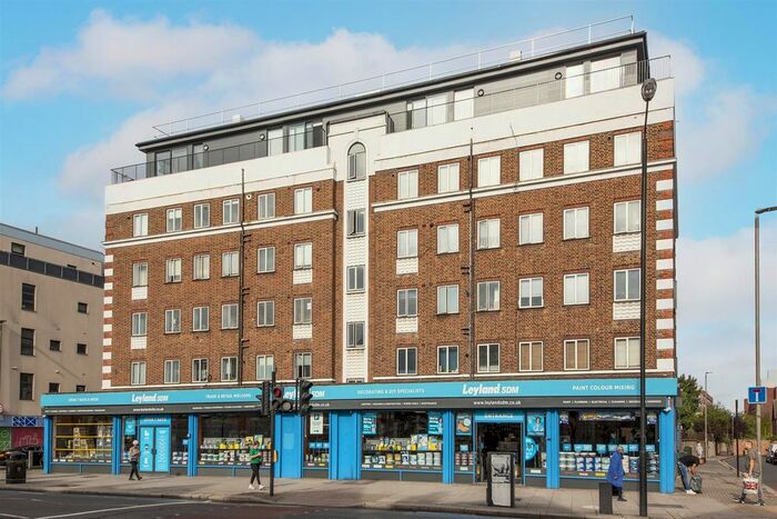 2 Bedroom Flat To Rent In Tooting High Street, Tooting, Tooting, SW17
