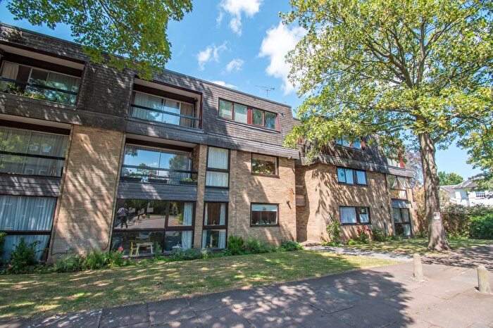 1 Bedroom Flat For Sale In The Sycamores, Leicester, LE2