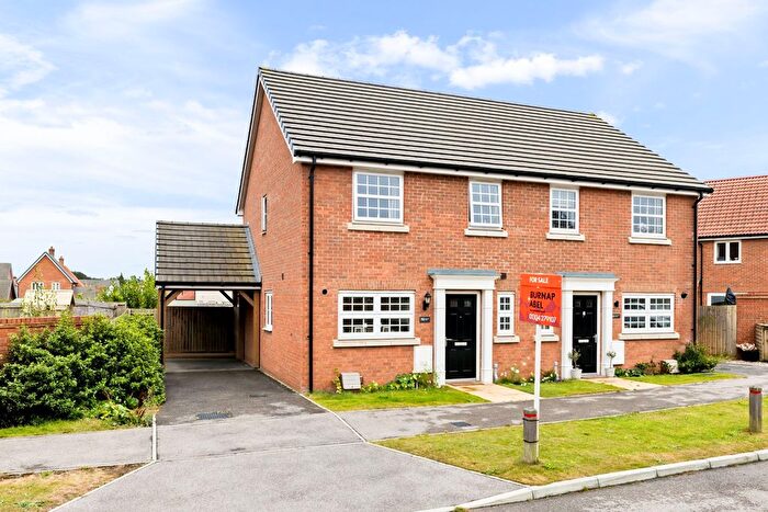 3 Bedroom Semi-detached House For Sale In Wheatsheaf Square, Whitfield, Dover, CT16