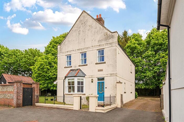 3 Bedroom Detached House For Sale In Magiston Street, Stratton, Dorchester, DT2