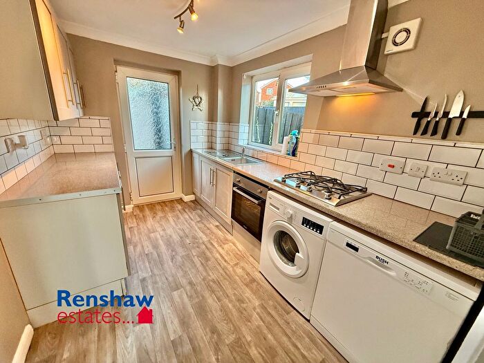 3 Bedroom Semi Detached House To Rent In Milford Drive, Shipley View, Ilkeston, DE7