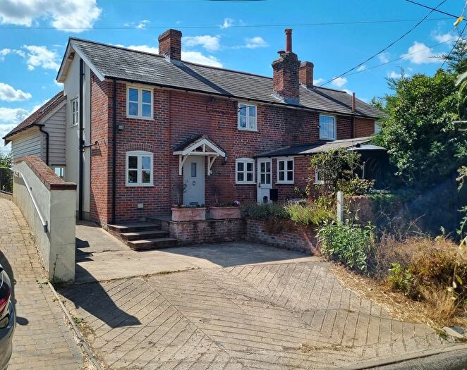 3 Bedroom Semi Detached House For Sale In Sulleys Hill, Ipswich, IP7