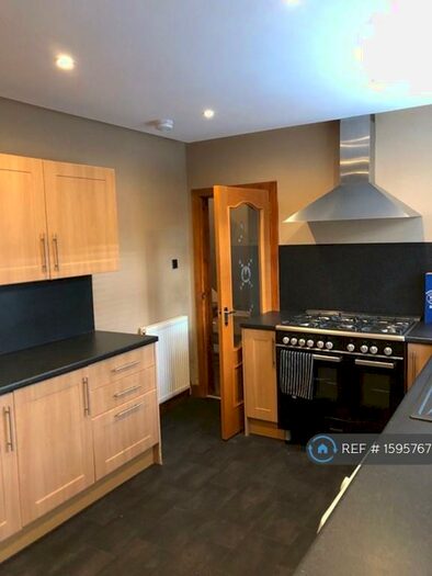 3 Bedroom Terraced House To Rent In Ross Crescent, Camelon, Falkirk, FK1