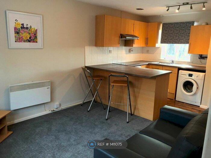 1 Bedroom Flat To Rent In Belle Vue Road, Leeds, LS3