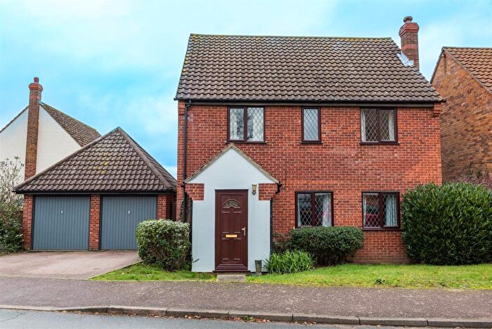 4 Bedroom Detached House For Sale In Stockton Close, Hadleigh, IP7
