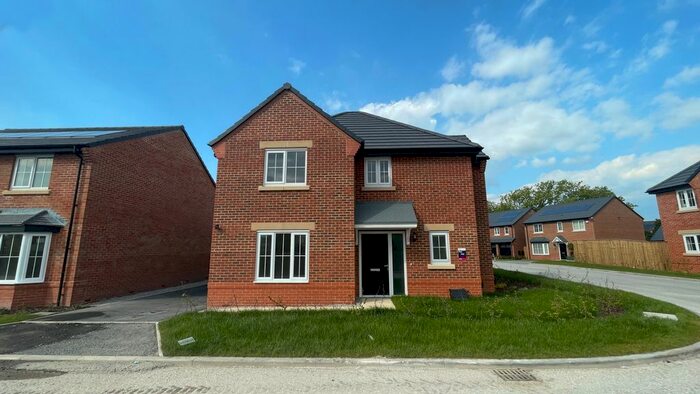 4 Bedroom Detached House To Rent In Burstock Drive, Preston, Lancashire, PR4