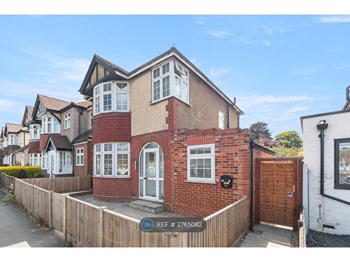 Studio To Rent In Kingston Road, Epsom, KT19