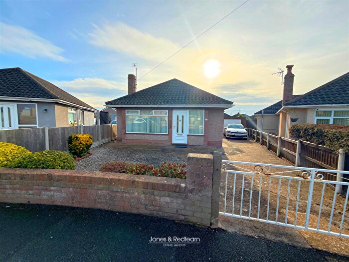 3 Bedroom Detached Bungalow For Sale In Viola Avenue, Rhyl, LL18