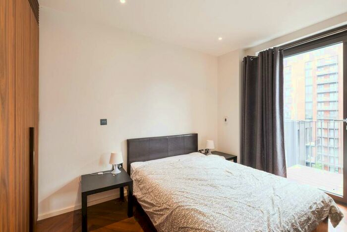 Studio To Rent In Embassy Gardens, Nine Elms, London, SW11