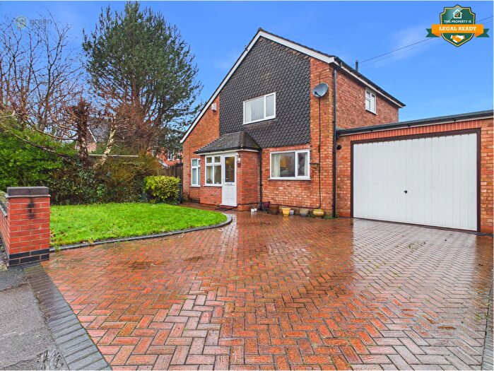 4 Bedroom Detached House For Sale In Silvermead Road, Sutton Coldfield, B73