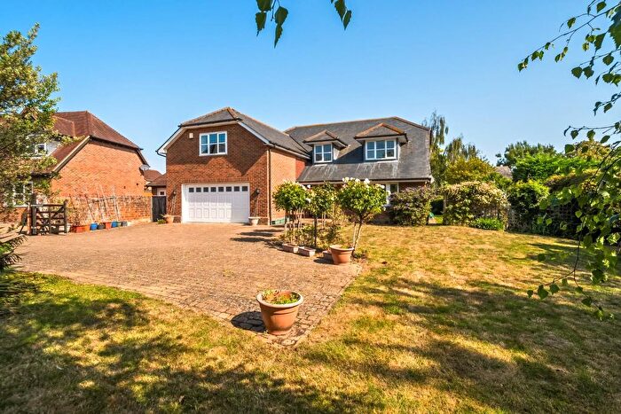 4 Bedroom Detached House For Sale In Convent Lane, Emsworth, PO10