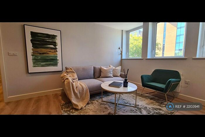 2 Bedroom Flat To Rent In Christchurch Road, Bournemouth, BH1