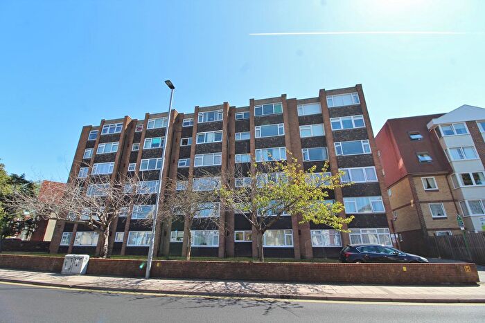 1 Bedroom Flat To Rent In Victoria Road North, Southsea, PO5