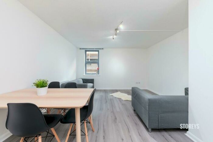 2 Bedroom Apartment To Rent In Kingsland Green, Dalston, London, E8