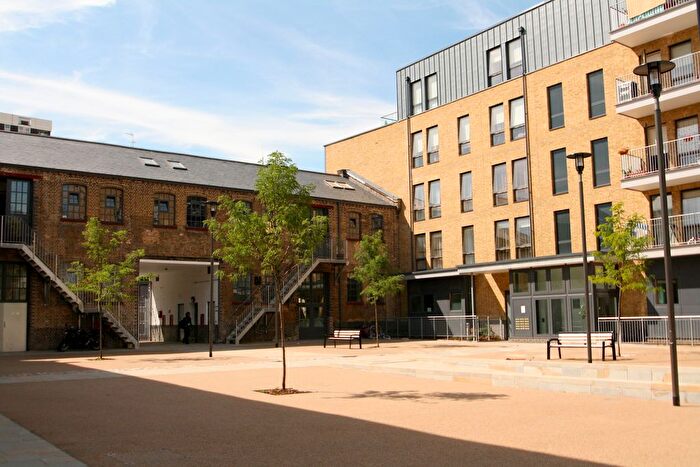 1 Bedroom Flat To Rent In Downham Wharf, Hertford Road, Hackney, N1